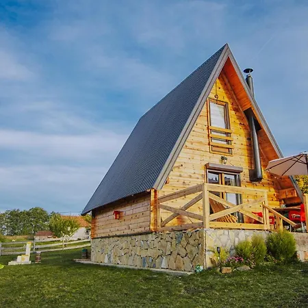 Planinska Kuca Isiteo 度假居 Kremna